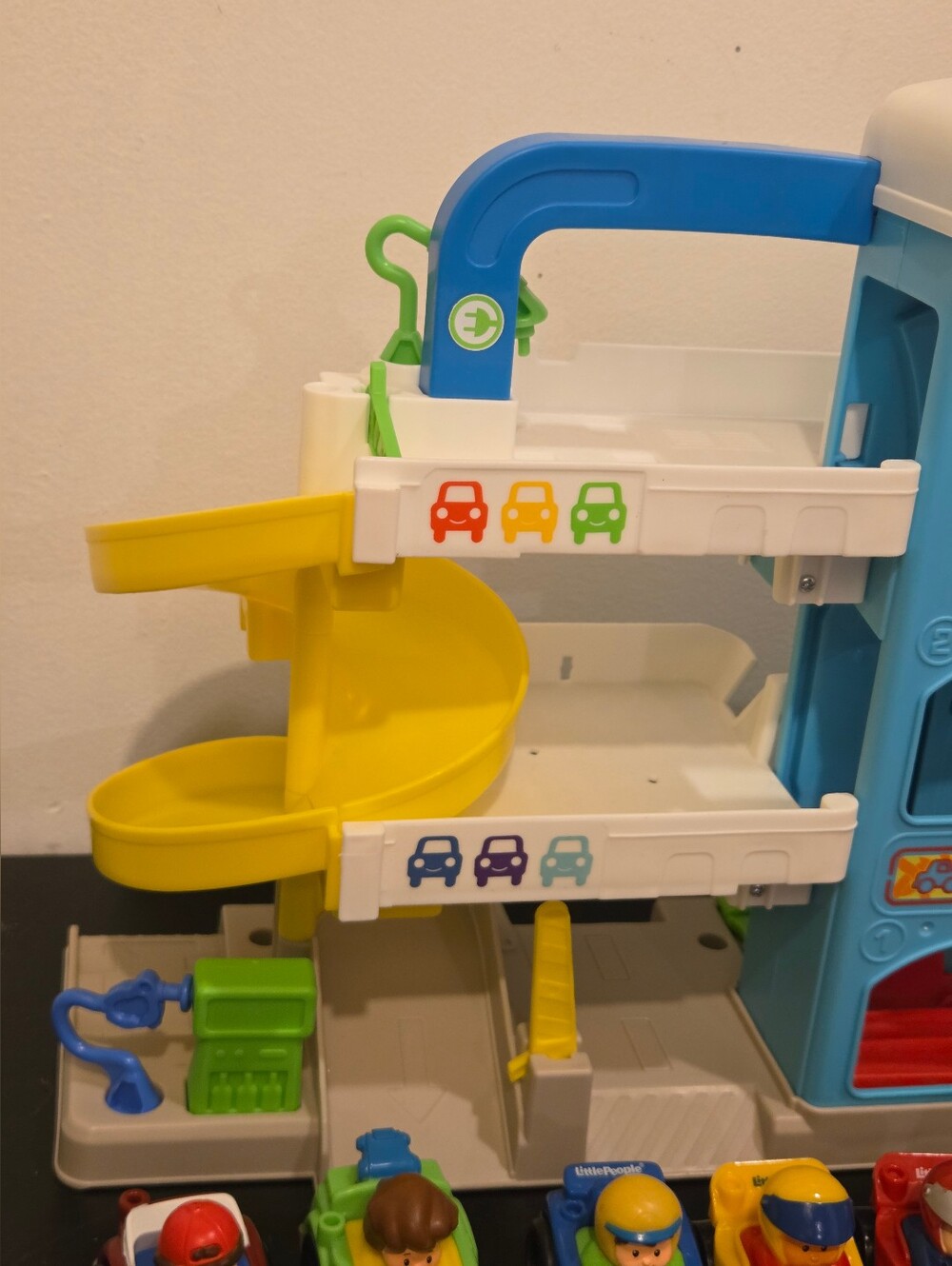 HUGE Wheelie Cars Bundle Little People & Parking Garage Playset - Picture 5 of 6